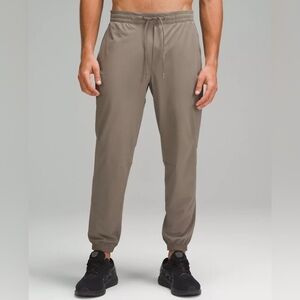 Lululemon License to Train Cargo Jogger men’s size xs s m xl 2x color nomad